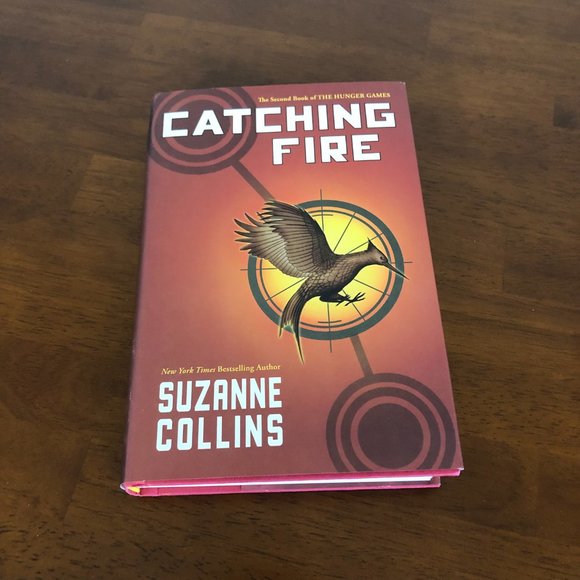 Catching Fire (The Hunger Games) Pre-Owned Book. - Picture 2 of 11